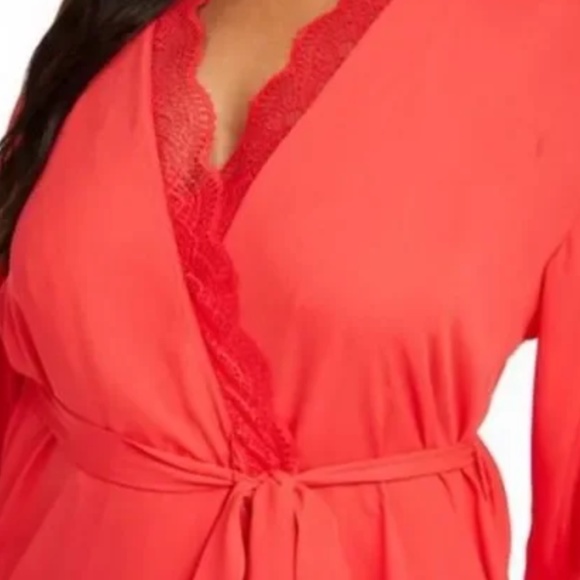 I.N.C. INTERNATIONAL CONCEPTS Plus Size Lace-Trim Chiffon Wrap Robe - Picture 3 of 5